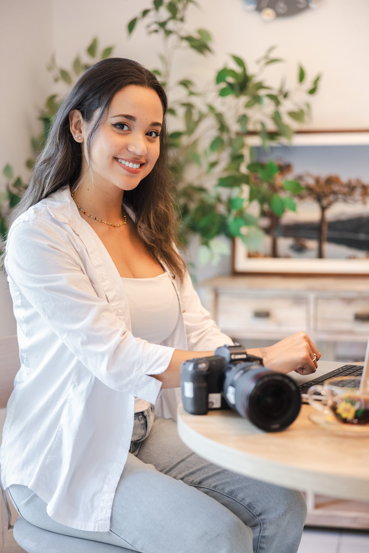 Portrait of Larissa, event content creator